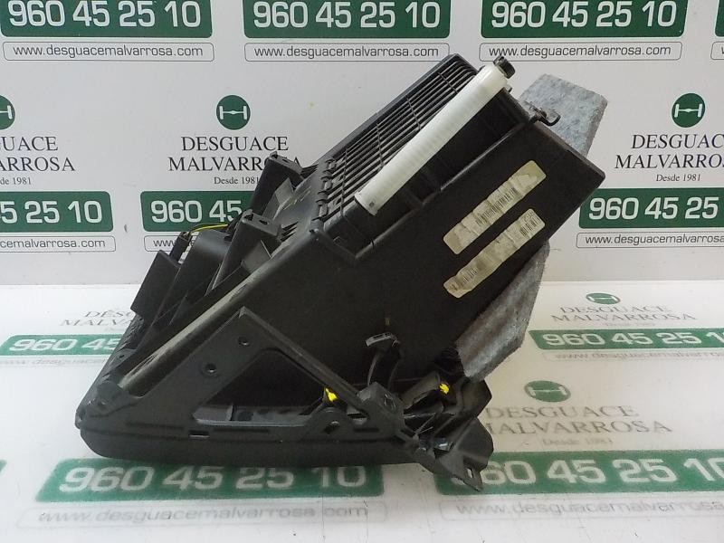 Recambio de guantera para hyundai i20 city s referencia OEM IAM 845101J000RY  