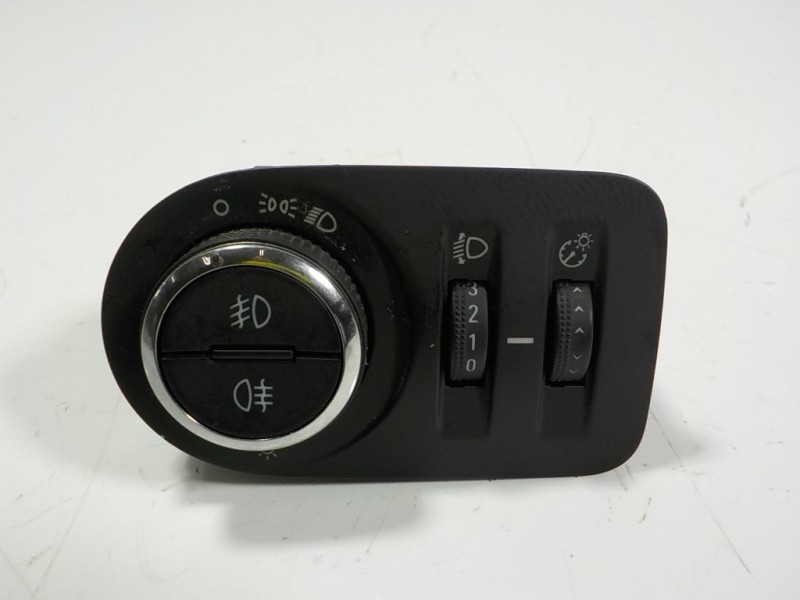 Recambio de mando luces para opel corsa e 1.4 referencia OEM IAM 13470445 13470445 
