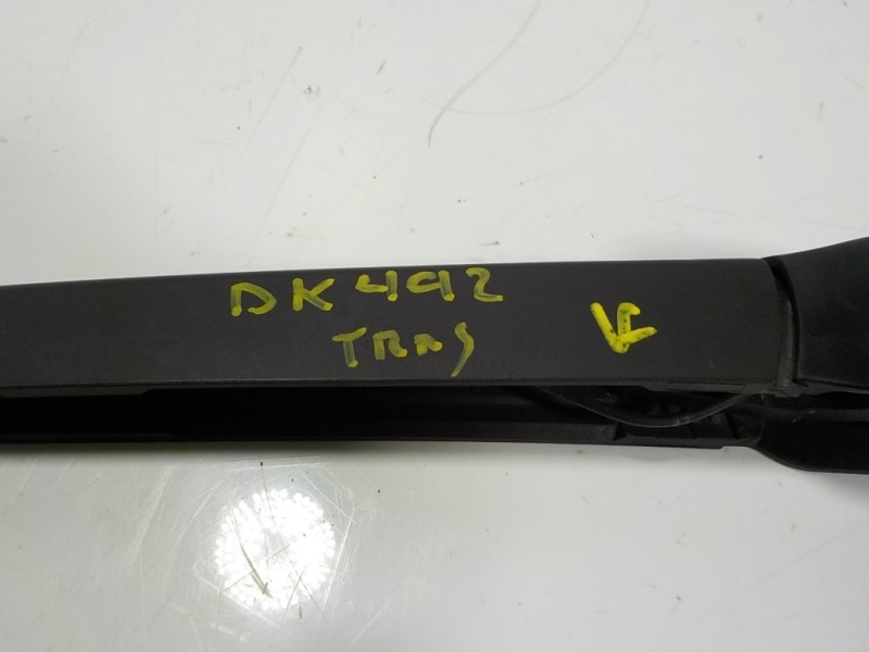 Recambio de brazo limpia trasero para seat arona 1.6 tdi referencia OEM IAM 6R6955707B  