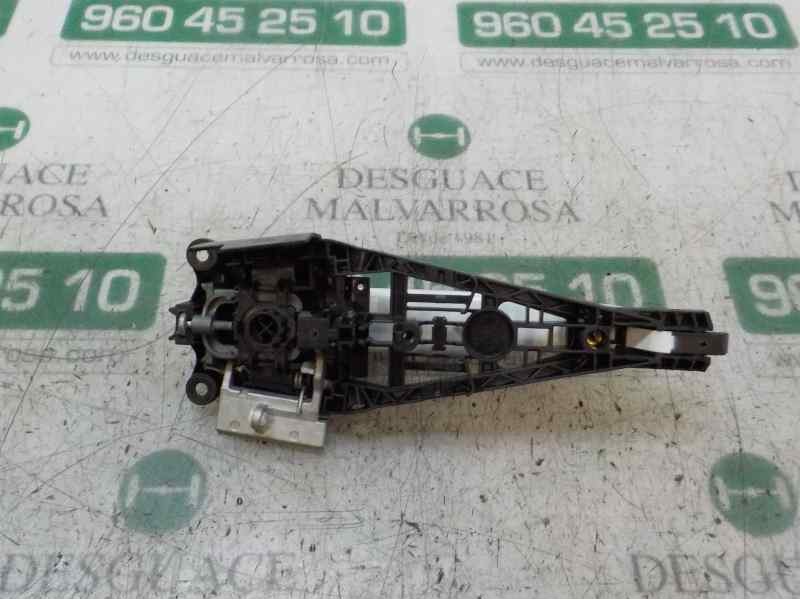 Recambio de maneta exterior delantera derecha para opel zafira tourer 2.0 cdti cat referencia OEM IAM 25936893  
