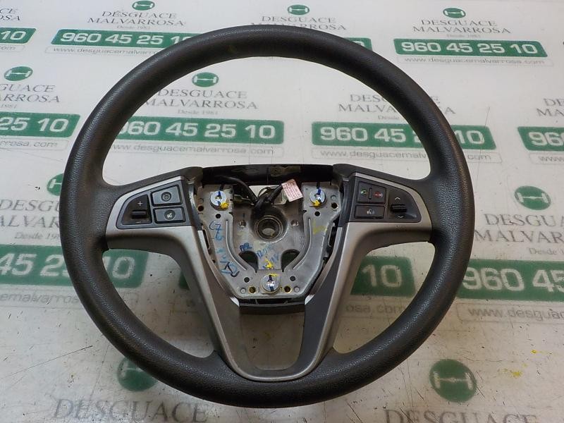Recambio de volante para hyundai i20 city s referencia OEM IAM 561101J720RY  