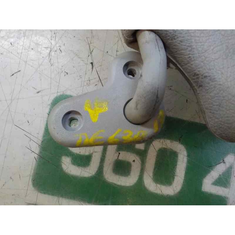 Recambio de parasol izquierdo para mercedes-benz vito (w639) basic, combi 2.1 cdi cat referencia OEM IAM A63981000107D86  