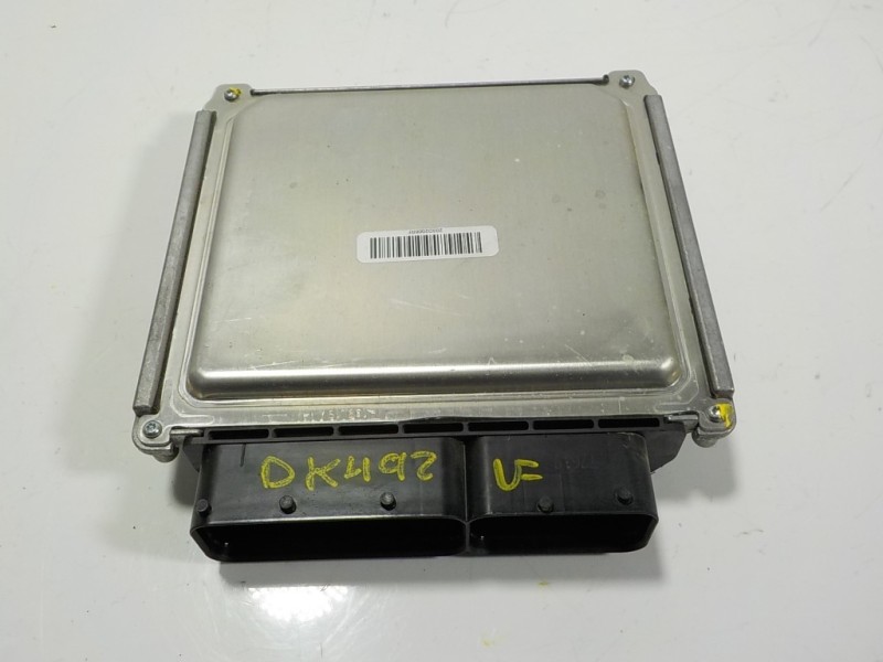 Recambio de centralita motor uce para seat arona 1.6 tdi referencia OEM IAM 04L906056TS 04L907445F 28565525