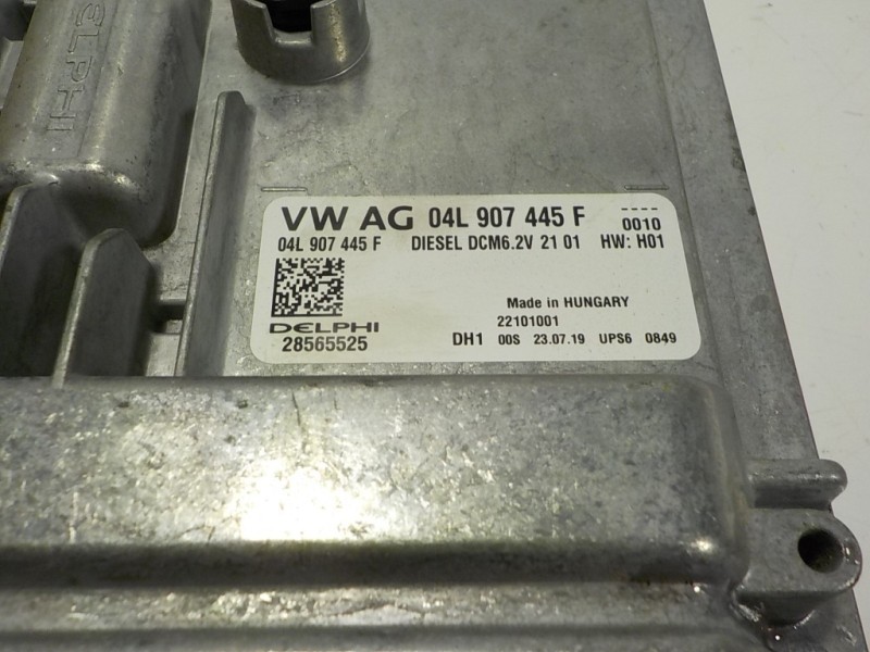 Recambio de centralita motor uce para seat arona 1.6 tdi referencia OEM IAM 04L906056TS 04L907445F 28565525