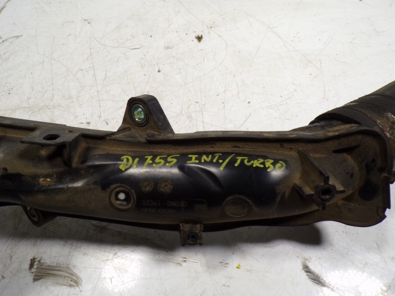 Recambio de tubo intercooler para toyota verso 1.6 d-4d cat referencia OEM IAM 172750X011  