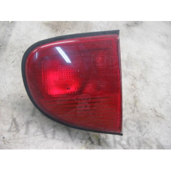 PILOTO TRASERO DERECHO INTERIOR 