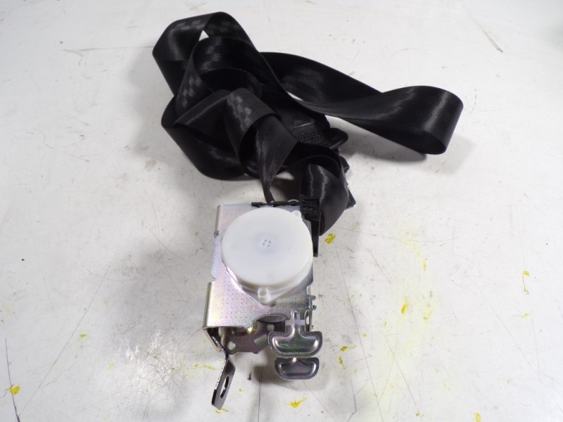 Recambio de cinturon seguridad trasero central para toyota proace city 1.2 12v referencia OEM IAM   