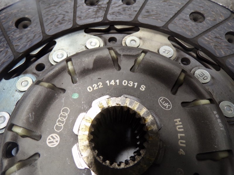 Recambio de kit embrague para skoda octavia combi (nx5) 2.0 tdi referencia OEM IAM 04L141015E 04L141015E 022141031S