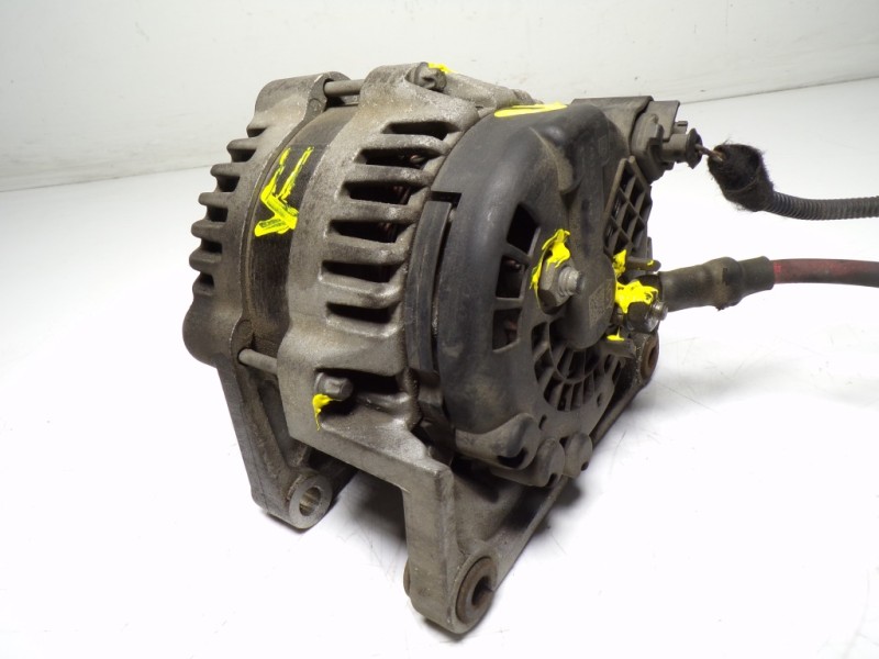Recambio de alternador para opel astra j lim. 1.6 16v cat referencia OEM IAM 13595629 13579667 