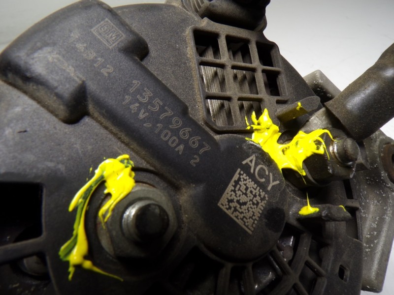 Recambio de alternador para opel astra j lim. 1.6 16v cat referencia OEM IAM 13595629 13579667 