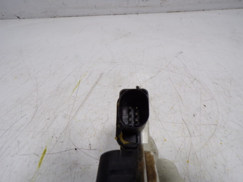 Recambio de cerradura puerta trasera izquierda para seat ibiza (6p1) 1.2 tsi referencia OEM IAM 6J0839015F 6J0839015F 