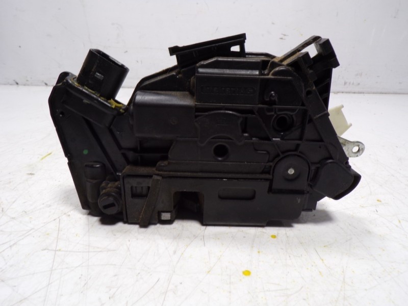 Recambio de cerradura puerta trasera izquierda para seat ibiza (6p1) 1.2 tsi referencia OEM IAM 6J0839015F 6J0839015F 