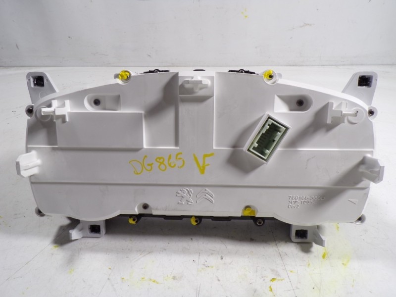 Recambio de cuadro instrumentos para toyota proace city 1.2 12v referencia OEM IAM  9838093680 