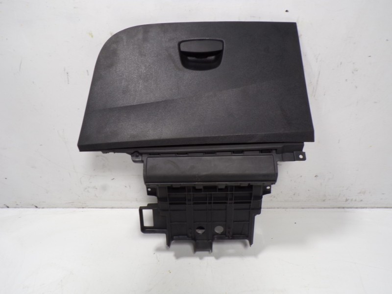 Recambio de guantera para seat ibiza (6p1) 1.2 tsi referencia OEM IAM 6P1857095G82V 6P1857103 