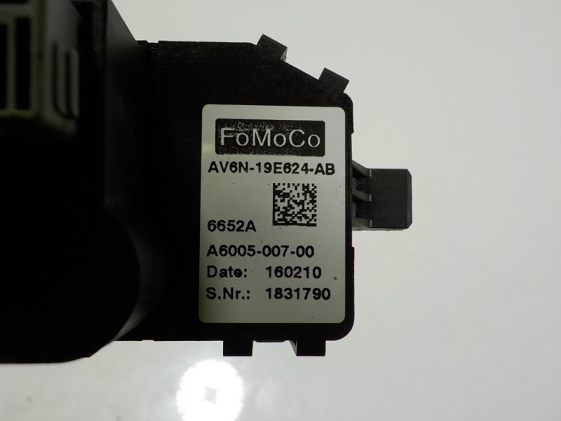 Recambio de resistencia calefaccion para ford kuga (cbs) 2.0 tdci cat referencia OEM IAM 1888653 AV6N19E624AB 