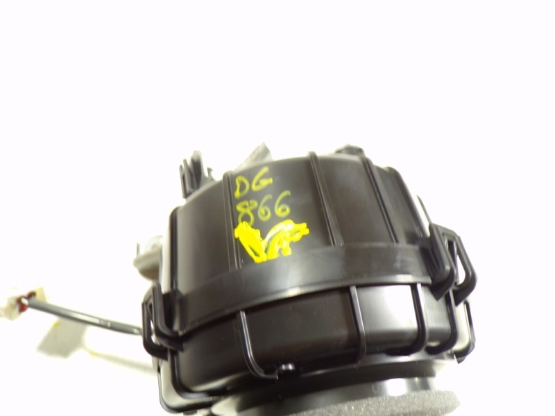 Recambio de motor calefaccion para toyota rav4 hybrid fwd referencia OEM IAM G923033050 G923033050 