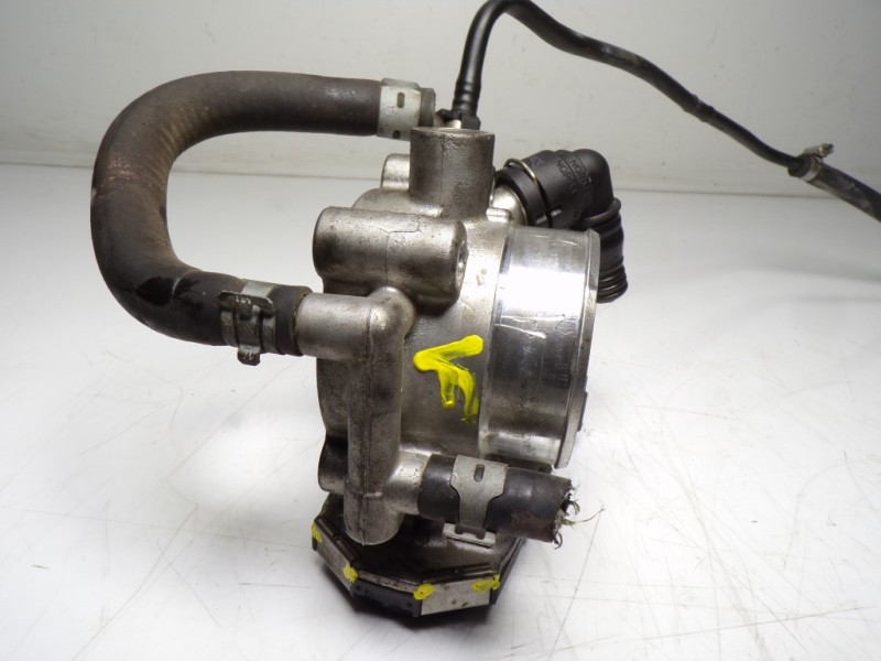 Recambio de caja mariposa para opel astra j lim. 1.6 16v cat referencia OEM IAM 55561495 55561495 