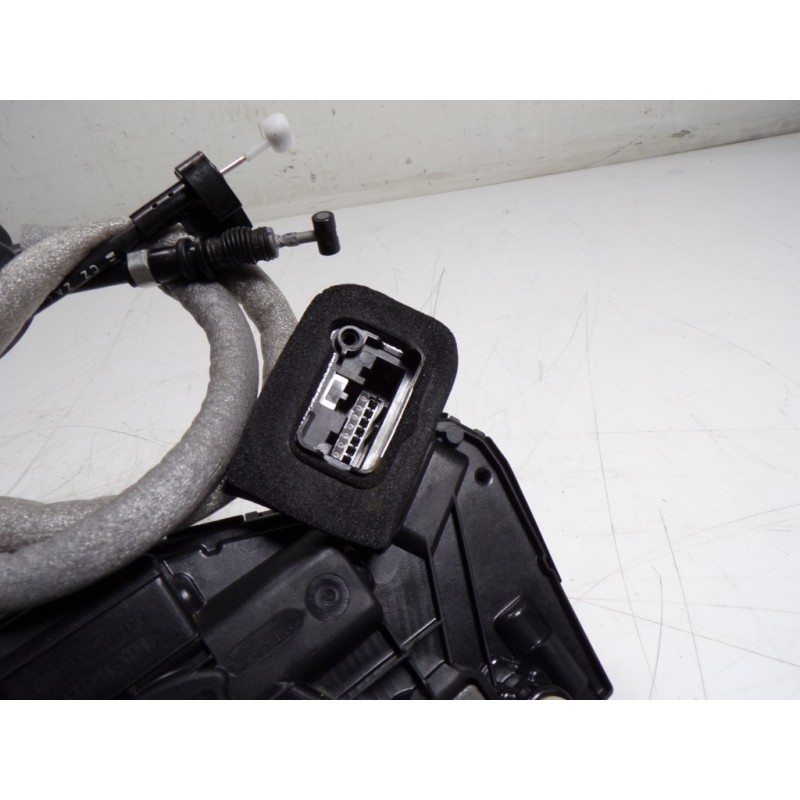 Recambio de cerradura puerta trasera derecha para cupra leon sportstourer (kl8) vz 2.0 tsi 4drive referencia OEM IAM  5TA839016Q