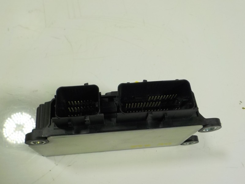 Recambio de centralita airbag para opel astra j lim. 1.6 16v cat referencia OEM IAM 13599653 13589413 