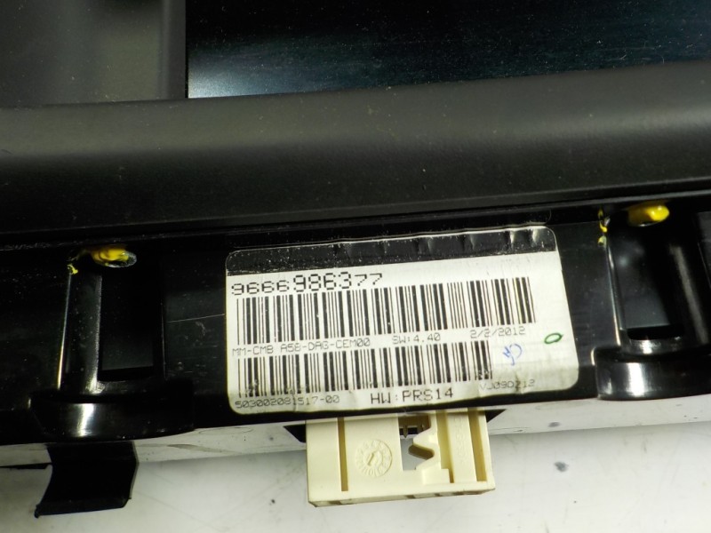 Recambio de cuadro instrumentos para citroën c3 picasso 1.4 16v referencia OEM IAM 1608925480 9666986377 