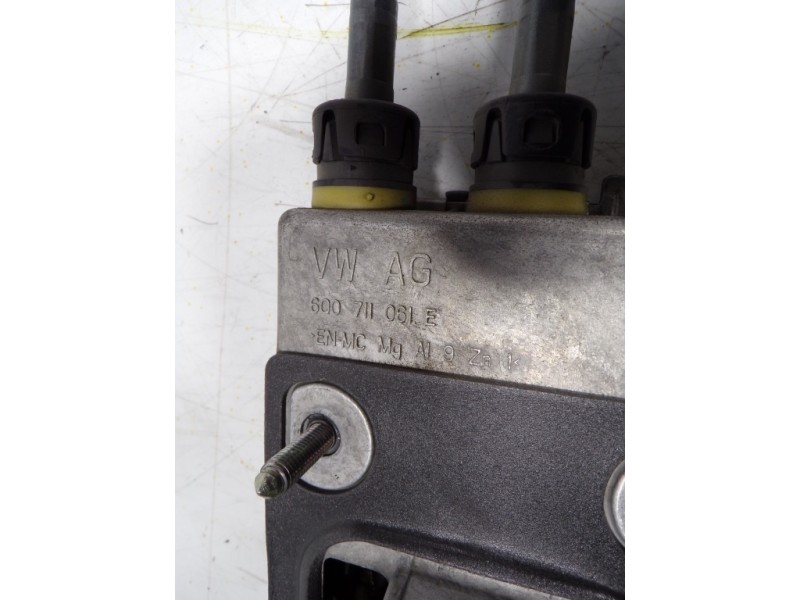 Recambio de palanca cambio para seat ibiza (6p1) 1.2 tsi referencia OEM IAM 6C0711049F 6CO711049F 16040102000871B