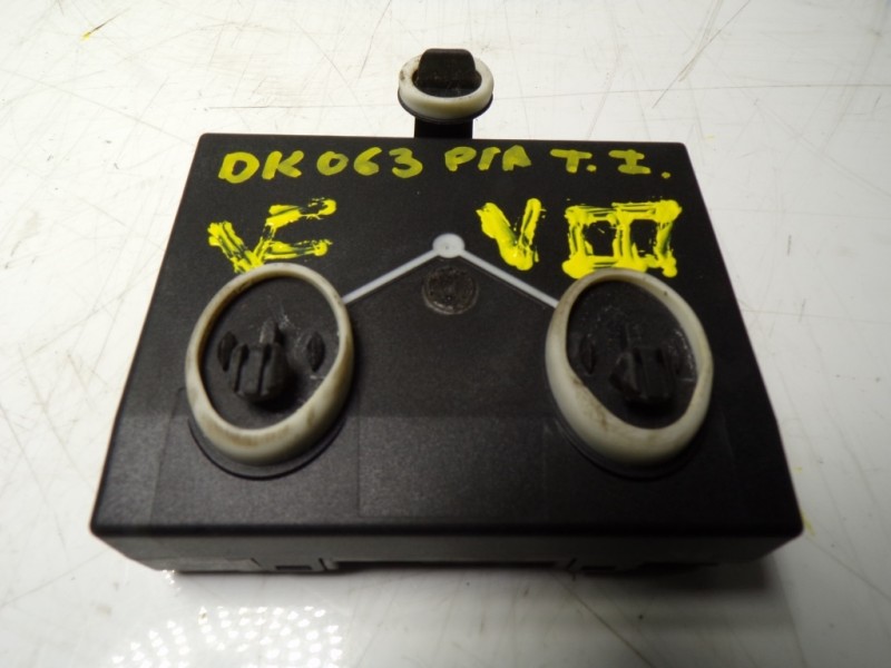 Recambio de modulo electronico para audi a4 ber. (b8) 2.0 16v tdi referencia OEM IAM 8T0959795Q 8T0959795H 