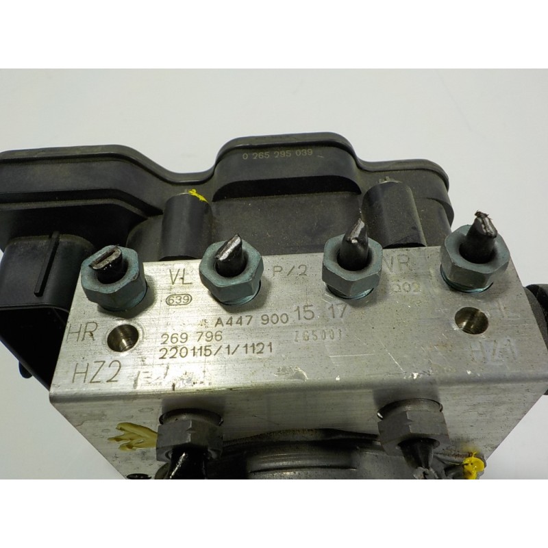 Recambio de abs para mercedes-benz clase v (w447) v220d exclusive largo (447.813) referencia OEM IAM A4479001617 A4479001517 