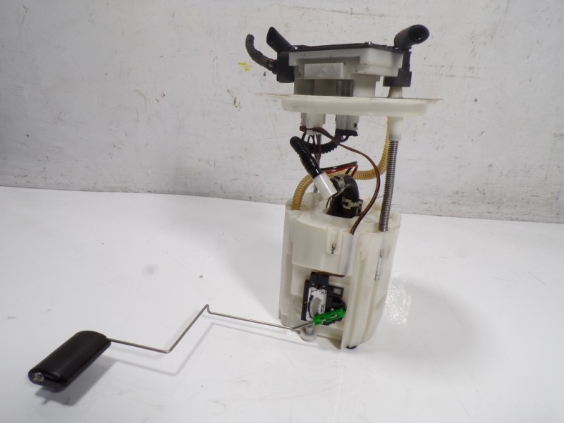 Recambio de aforador para hyundai santa fe essence 2wd referencia OEM IAM 31120S1900 31110S1900 