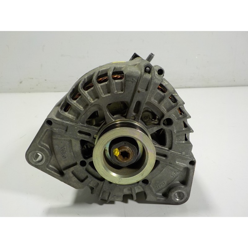 Recambio de alternador para mercedes-benz clase v (w447) v220d exclusive largo (447.813) referencia OEM IAM A0009068302 A0009068