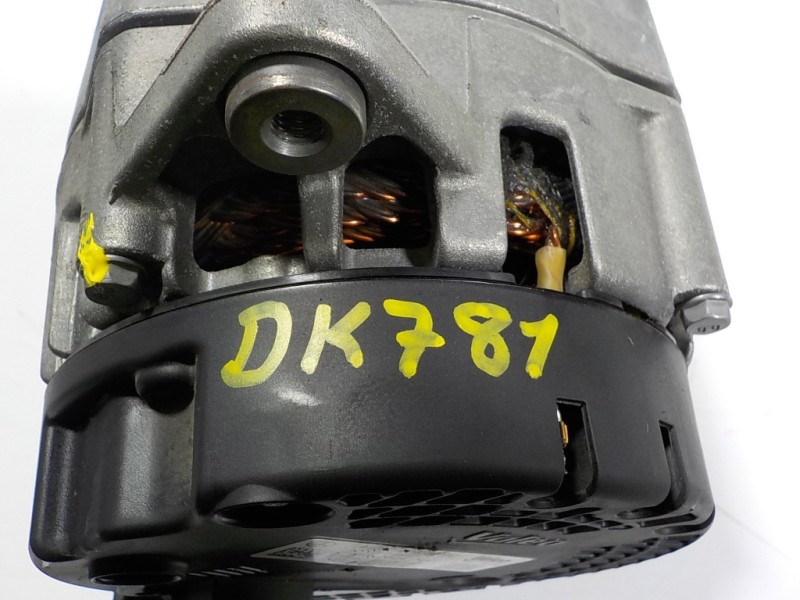 Recambio de alternador para mercedes-benz clase v (w447) v220d exclusive largo (447.813) referencia OEM IAM A0009068302 A0009068