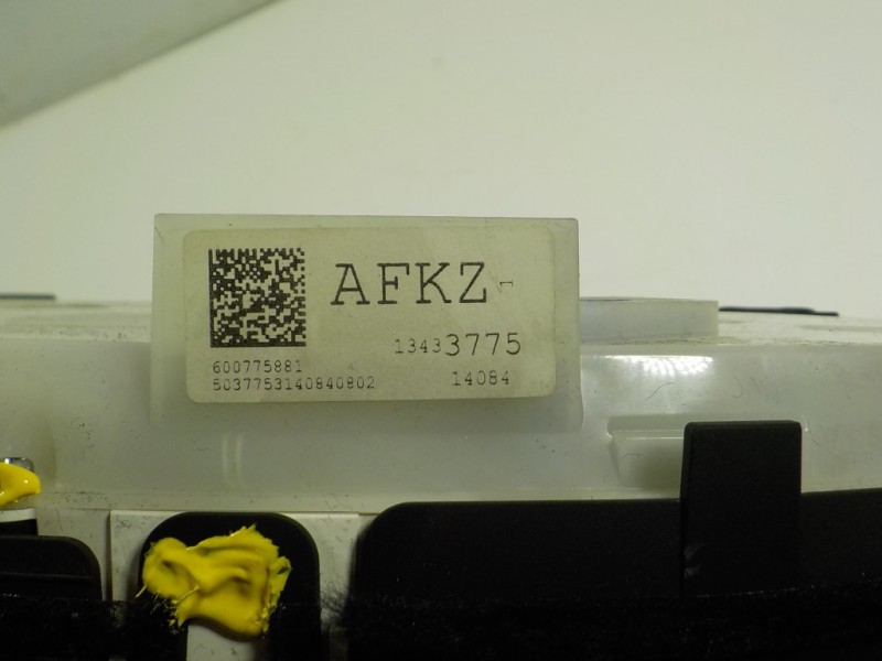Recambio de cuadro instrumentos para opel astra j lim. 1.6 16v cat referencia OEM IAM 13433775 13433775 
