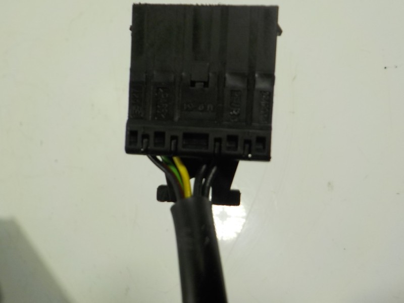 Recambio de espejo derecho para opel astra j lim. 1.6 16v cat referencia OEM IAM 13308360  