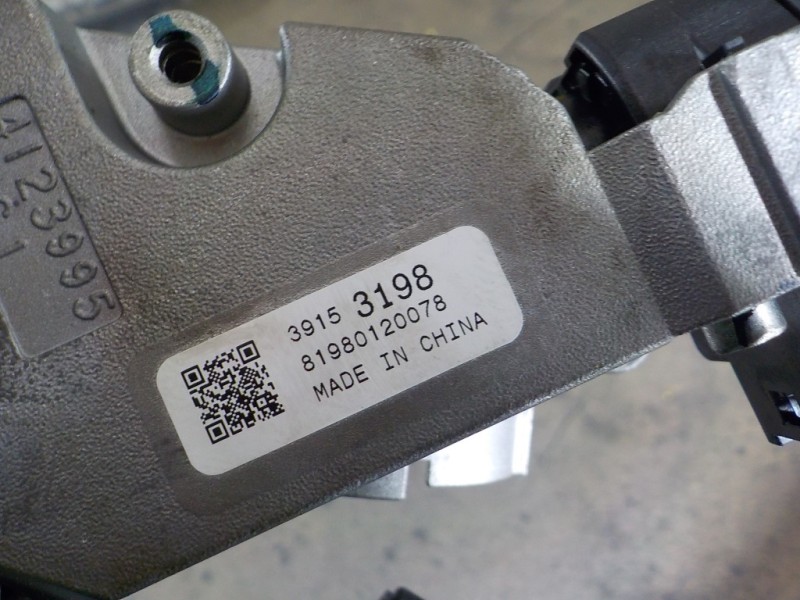 Recambio de antirrobo para opel astra k lim. 5türig 1.6 cdti dpf referencia OEM IAM 39079926  