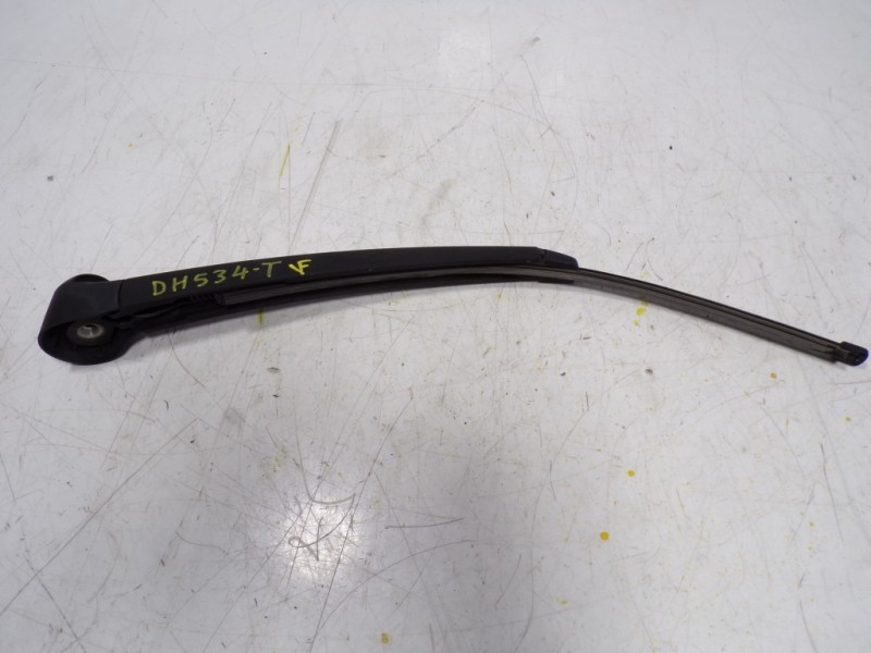 Recambio de brazo limpia trasero para seat ibiza (6p1) 1.2 tsi referencia OEM IAM 1T0955707C  