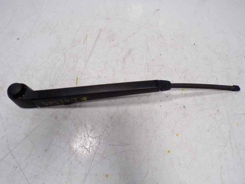 Recambio de brazo limpia trasero para seat ibiza (6p1) 1.2 tsi referencia OEM IAM 1T0955707C  