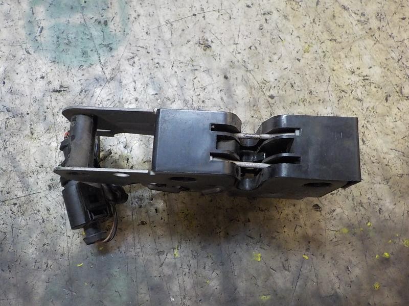 Recambio de cerradura capot para skoda fabia (5j2 ) urban referencia OEM IAM 5J0823509E  