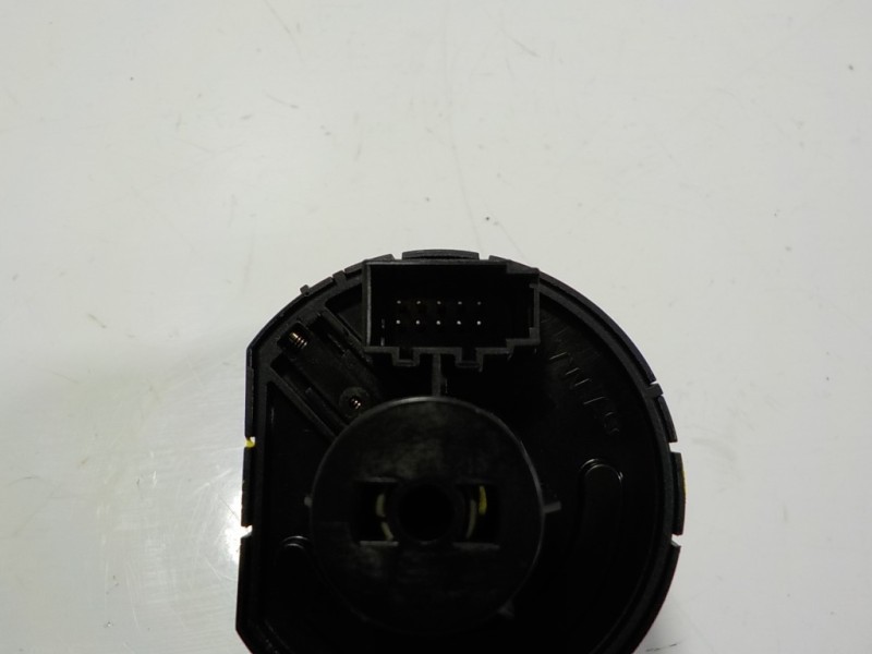 Recambio de mando luces para seat arona 1.6 tdi referencia OEM IAM 5G0941431AGWZU 5G0941431S 10095081