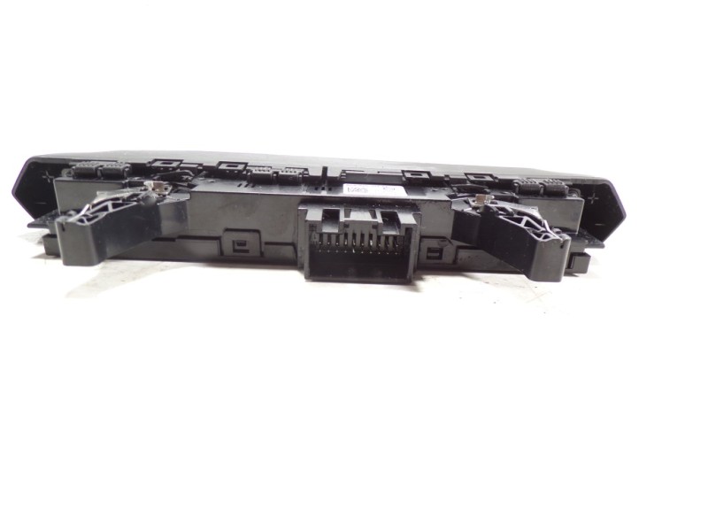 Recambio de warning para audi a1 sportback (gba) 1.0 tfsi referencia OEM IAM 82A925301AE 82A925301AE 