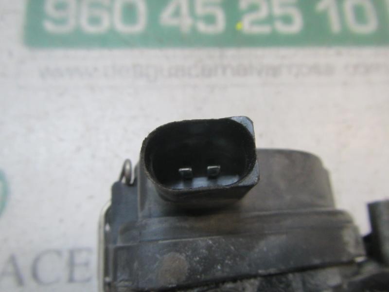 Recambio de faro antiniebla izquierdo para volkswagen polo berlina (6n2) 1.4 16v referencia OEM IAM   