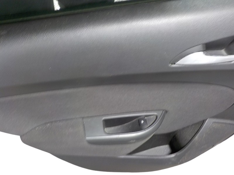 Recambio de puerta trasera izquierda para opel astra j lim. 1.6 16v cat referencia OEM IAM 13285610  