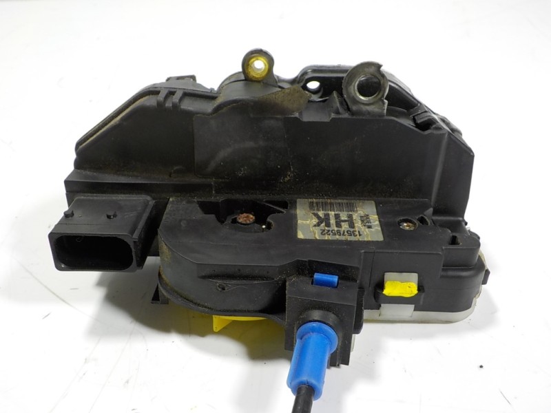 Recambio de cerradura puerta delantera izquierda para opel mokka 1.7 16v cdti referencia OEM IAM 13579522 13579522 