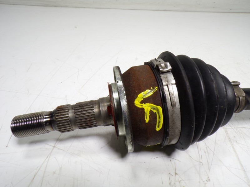 Recambio de transmision izquierda para opel astra j lim. 1.6 16v cat referencia OEM IAM 13335140 13335140 