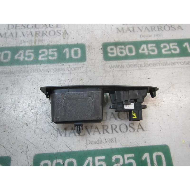 Recambio de mando elevalunas trasero izquierdo para nissan qashqai (j10) 1.6 16v cat referencia OEM IAM   