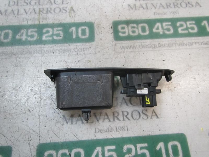 Recambio de mando elevalunas trasero izquierdo para nissan qashqai (j10) 1.6 16v cat referencia OEM IAM   