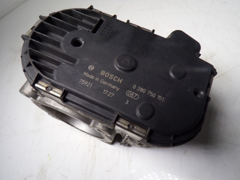 Recambio de caja mariposa para mclaren 570s spider p13 referencia OEM IAM  0280750151 