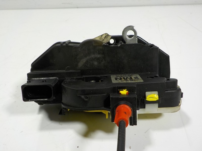 Recambio de cerradura puerta trasera izquierda para opel mokka 1.7 16v cdti referencia OEM IAM 13579545 13579545 