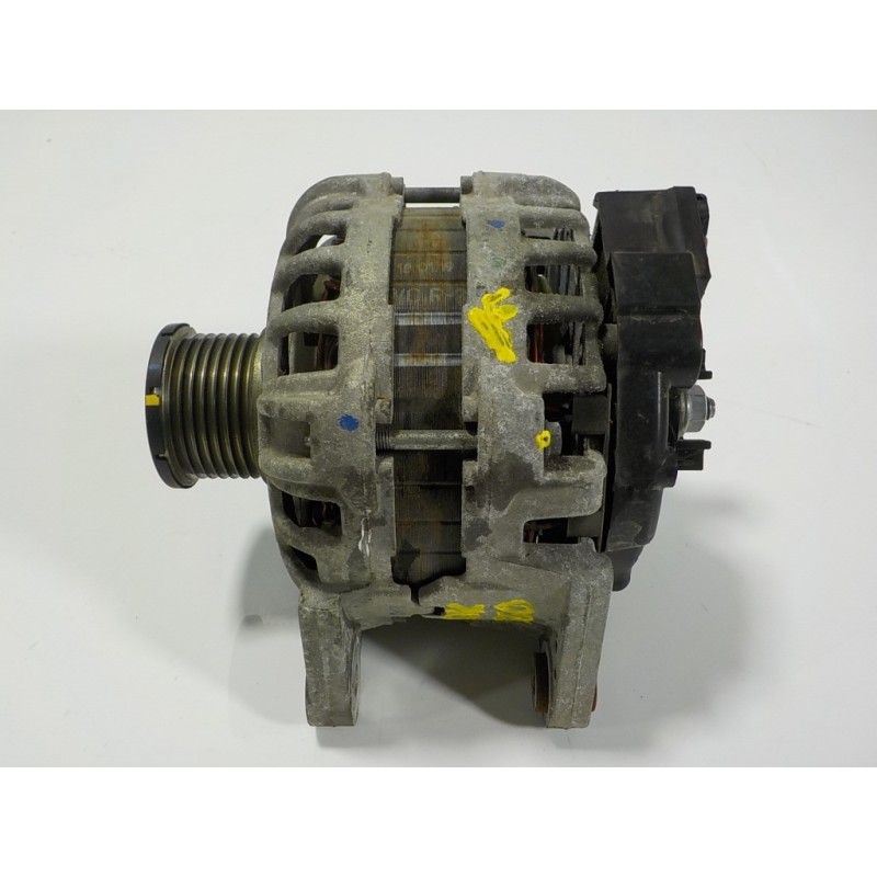 Recambio de alternador para dacia sandero 0.9 tce cat referencia OEM IAM 231009092R 231002854R 