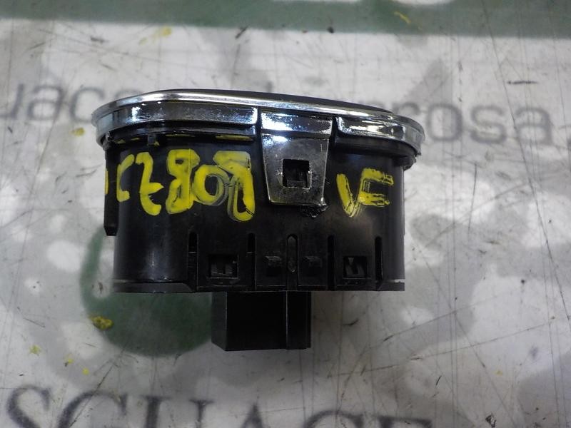 Recambio de warning para opel corsa e selective referencia OEM IAM   