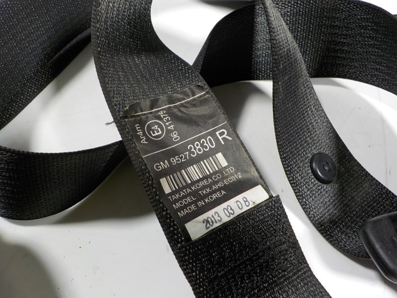 Recambio de cinturon seguridad trasero derecho para opel mokka 1.7 16v cdti referencia OEM IAM 95273830 95273830 