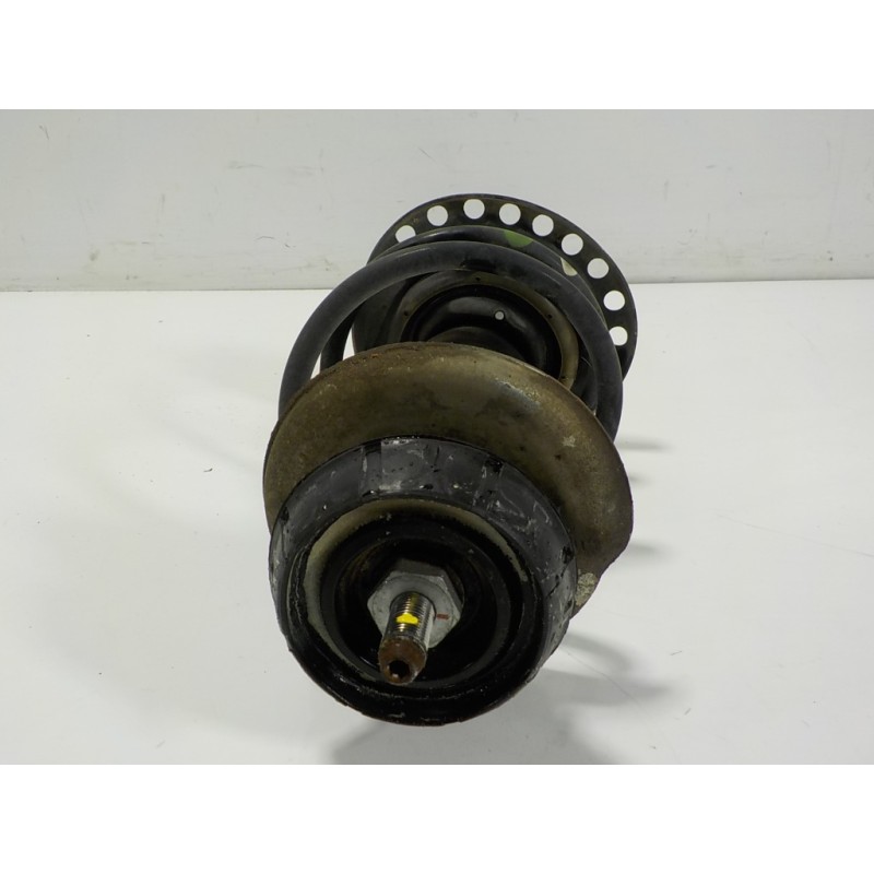 Recambio de amortiguador delantero derecho para dacia sandero 0.9 tce cat referencia OEM IAM 543021807R 543021807R 